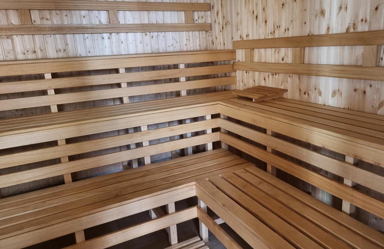 Relax Wellness Apartman Hajduszoboszlo Exterior photo